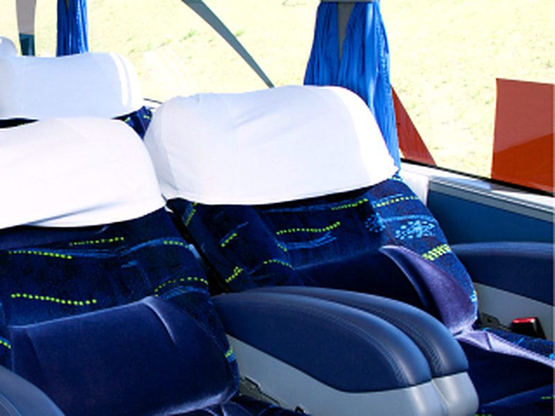 Capa de cabeceira modelo reta em poltrona de ônibus